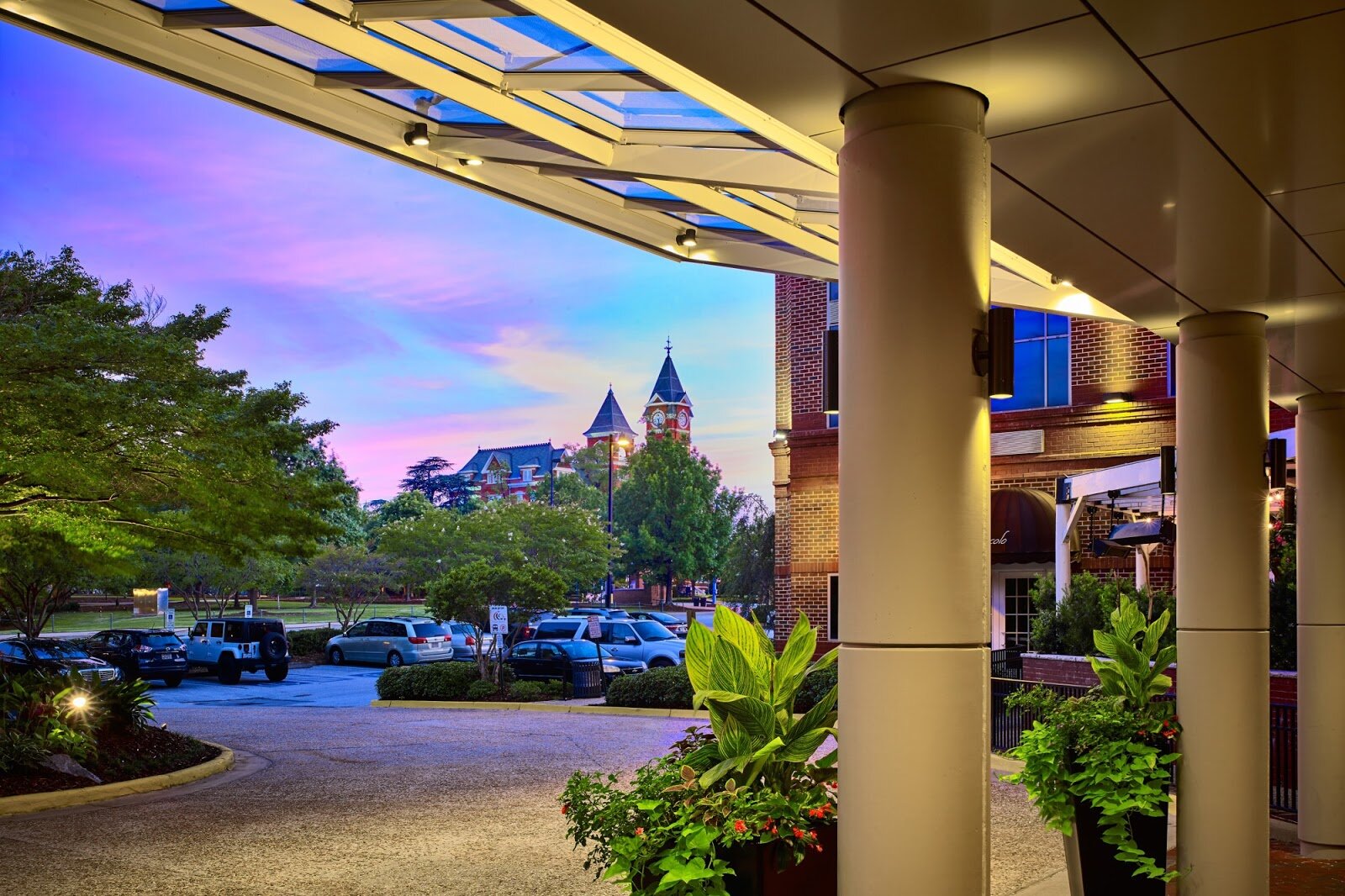 hotel at auburn university entrance