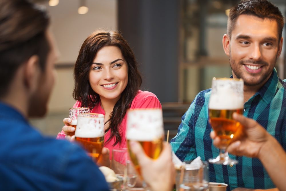 Friends drinking beer